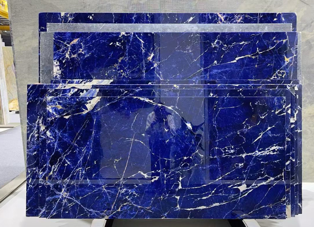 CLOSIONNE BLUE (2).jpg