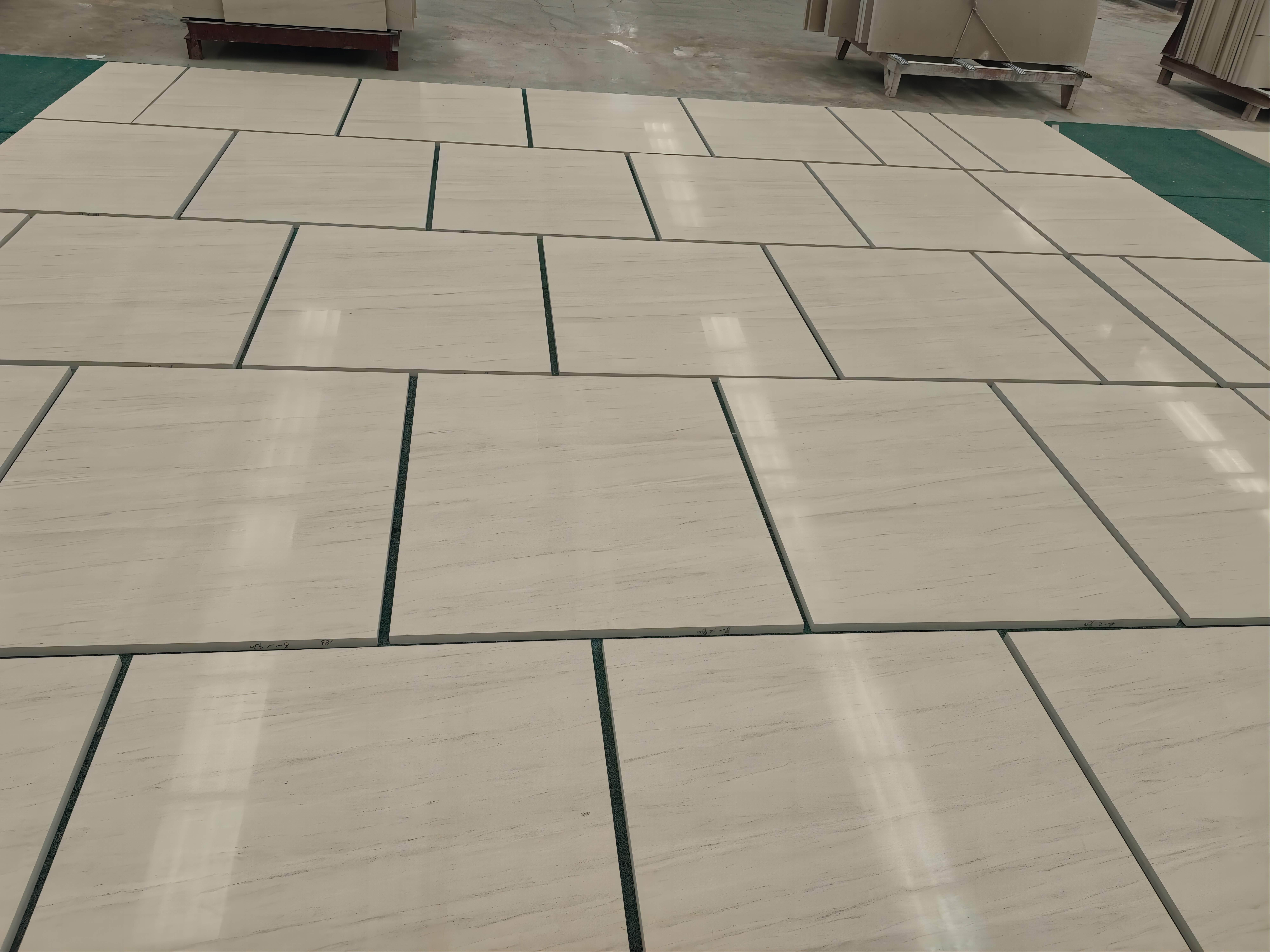 MOCA CREAM (10).jpg