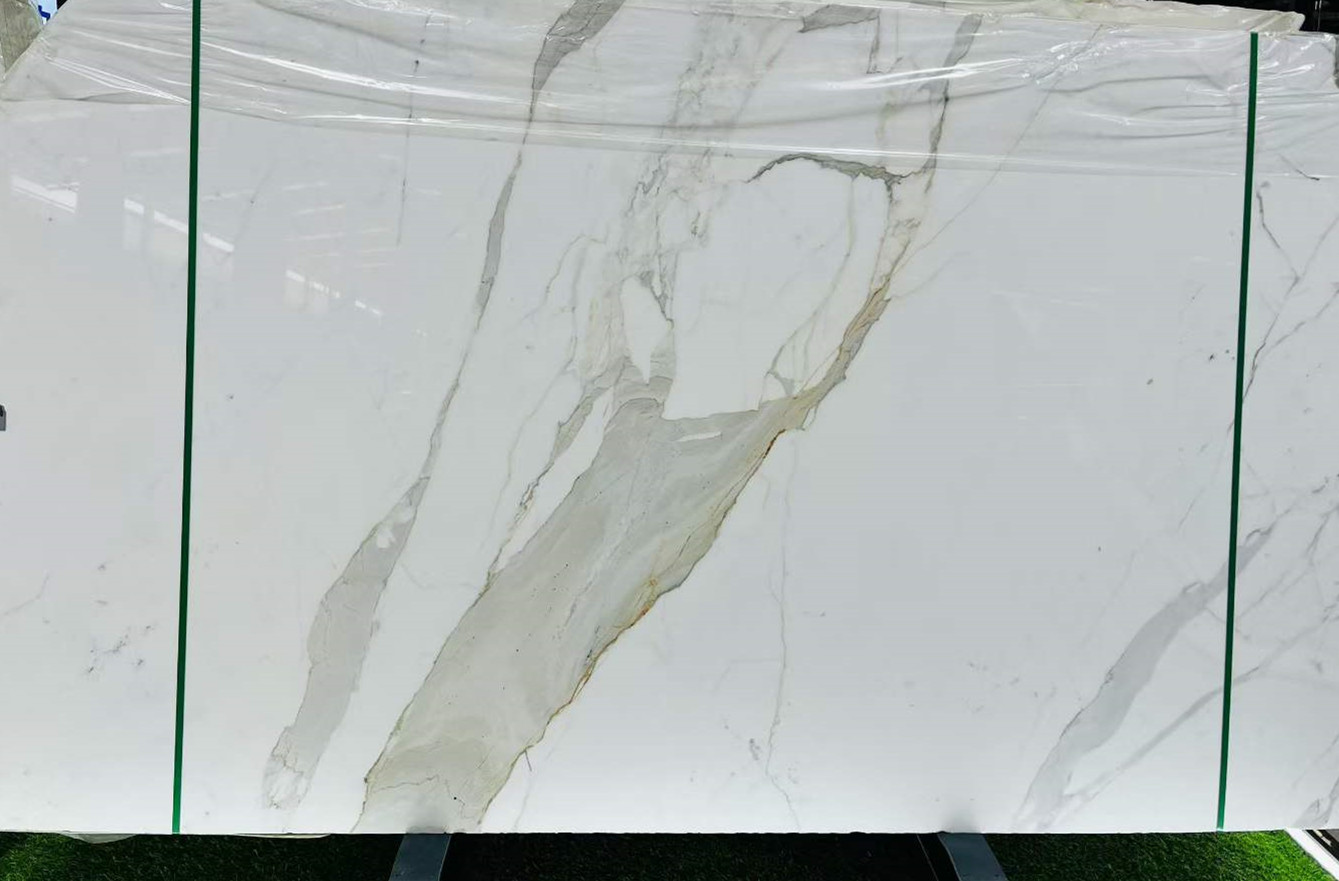 calacatta white (5).jpg